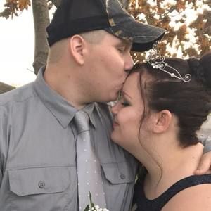 Meet your Posher, Dakota